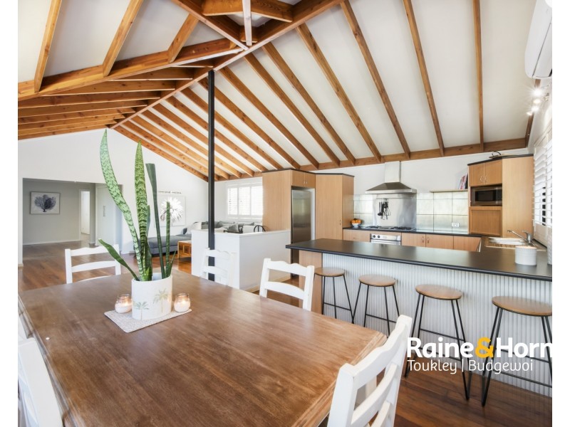 36 Morley Avenue, Bateau Bay NSW 2261