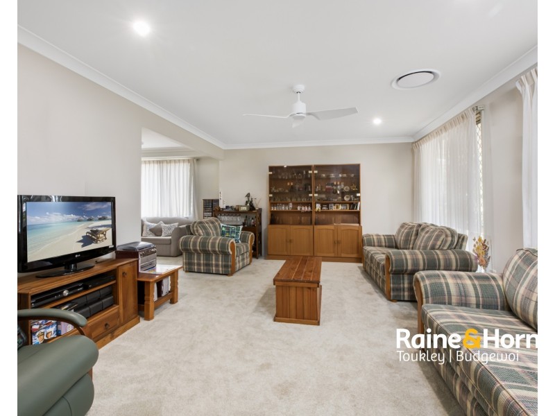 73 Skyhawk Avenue, Hamlyn Terrace NSW 2259