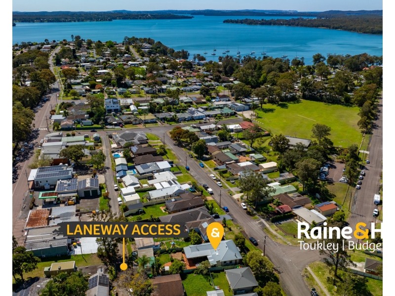 17 Warwick Avenue, Mannering Park NSW 2259