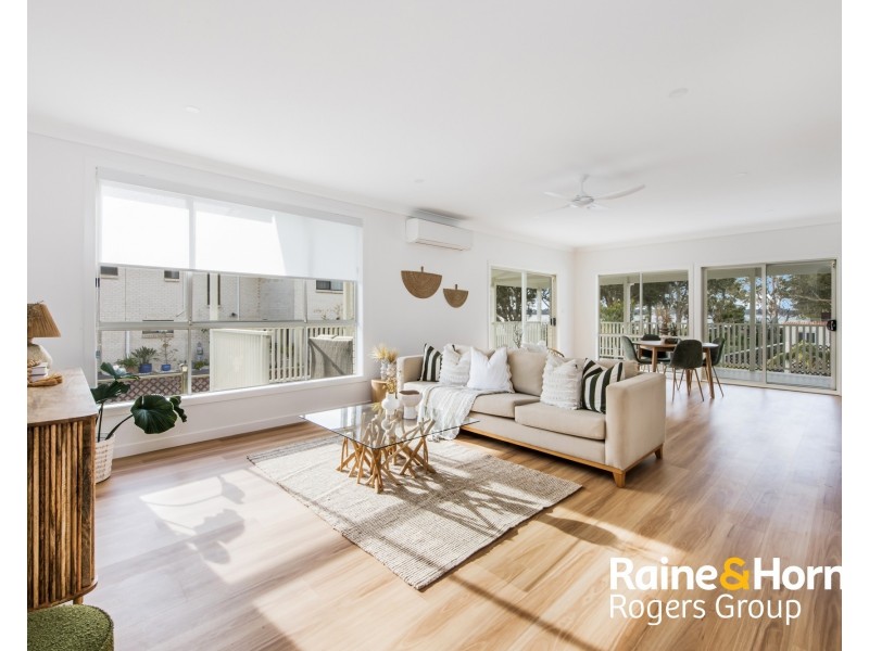 2C Seventh Avenue, Toukley NSW 2263