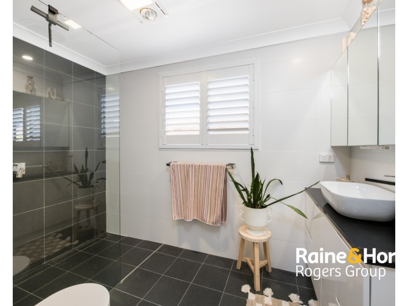 38 Manoa Road, Budgewoi NSW 2262