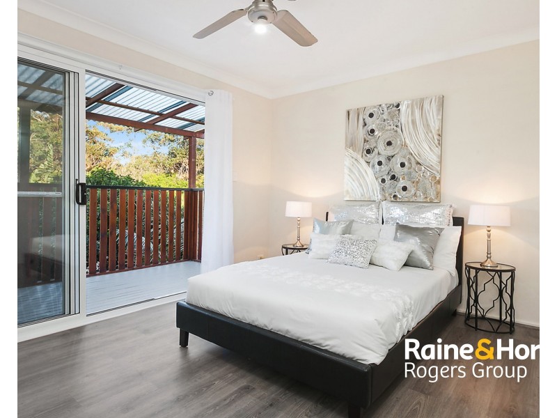 42 Elizabeth Bay Drive, Lake Munmorah NSW 2259