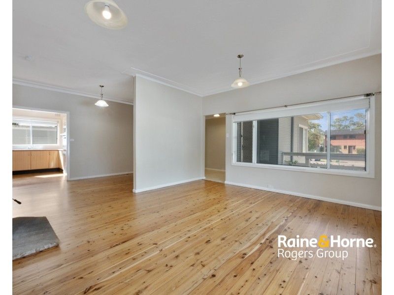 132 Birdwood Drive, Blue Haven NSW 2262