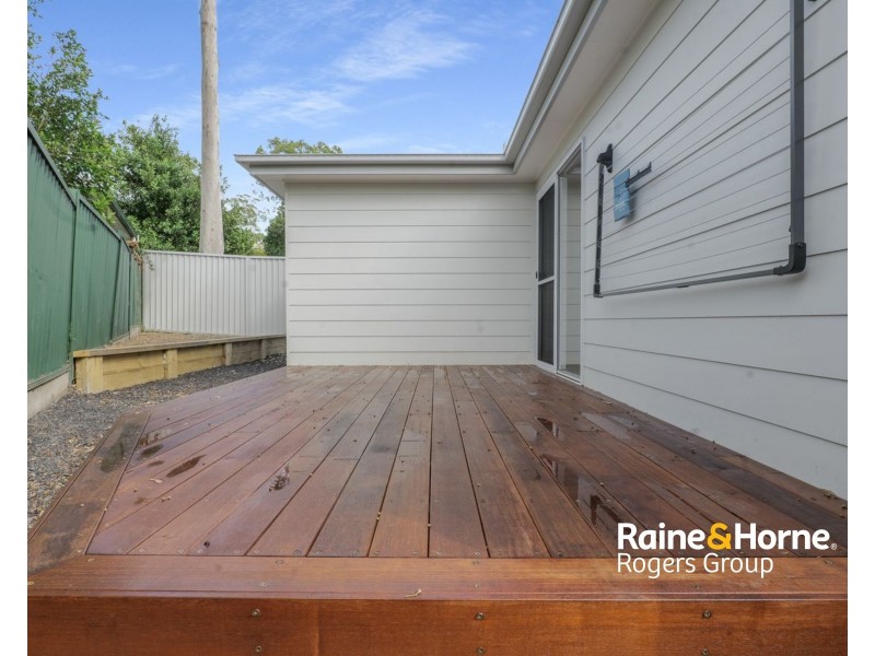 4a Lakeshore Avenue, Kingfisher Shores NSW 2259