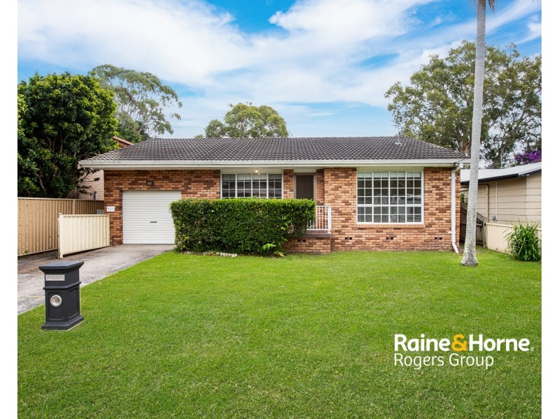 18 Sunrise Avenue, Budgewoi NSW 2262