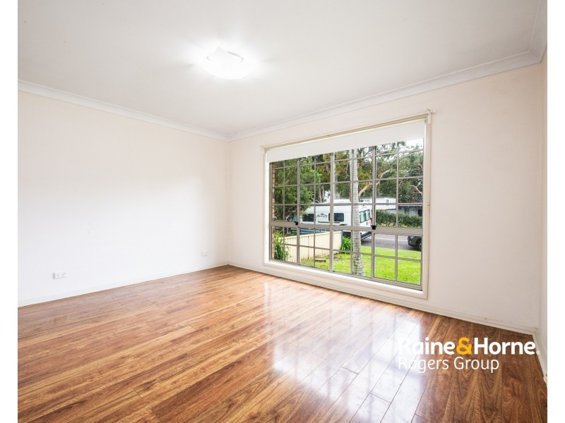 18 Sunrise Avenue, Budgewoi NSW 2262