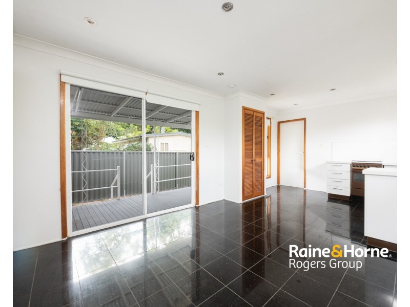 18 Sunrise Avenue, Budgewoi NSW 2262