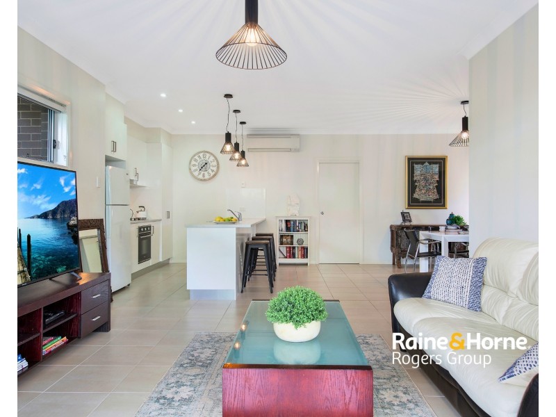3/2 Holmes Avenue, Toukley NSW 2263