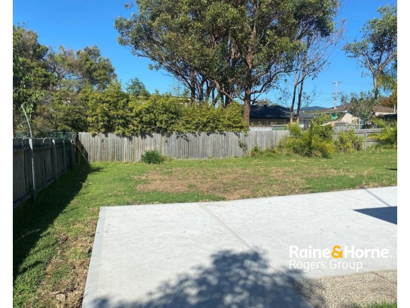 61 Gorokan Drive, Lake Haven NSW 2263