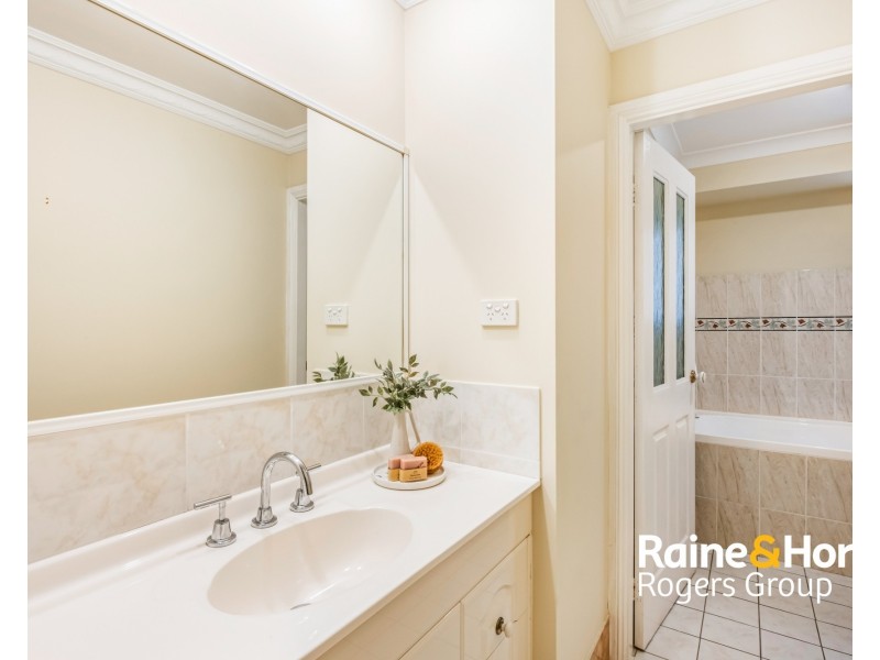 81 Natuna Avenue, Budgewoi NSW 2262