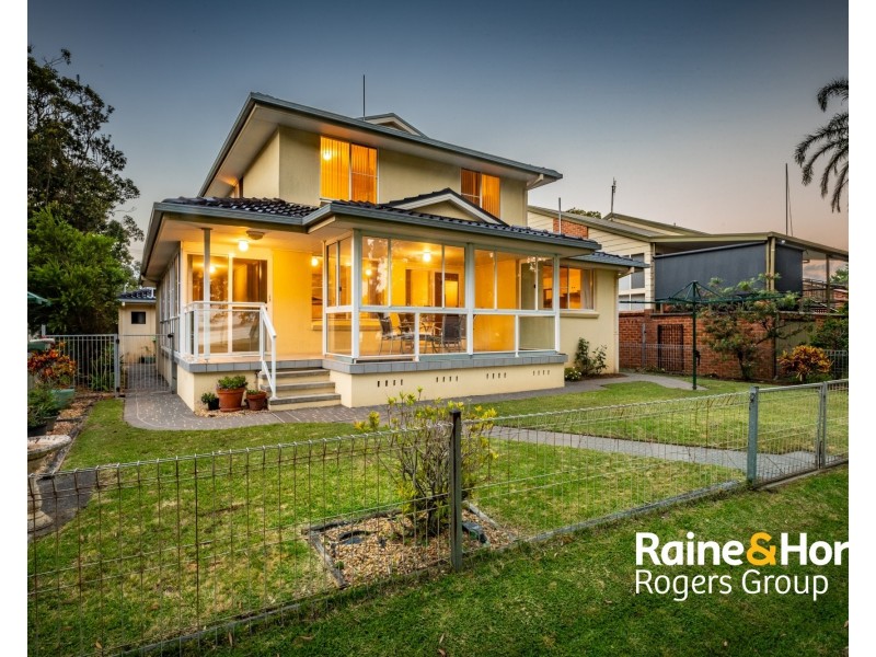 81 Natuna Avenue, Budgewoi NSW 2262