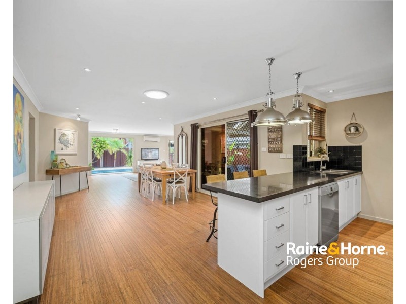 40 Barrington Drive, Woongarrah NSW 2259