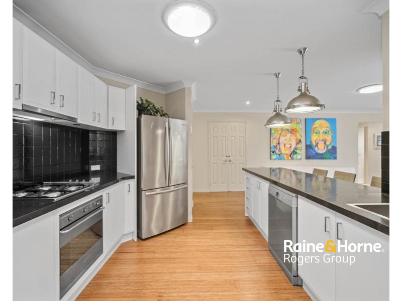 40 Barrington Drive, Woongarrah NSW 2259