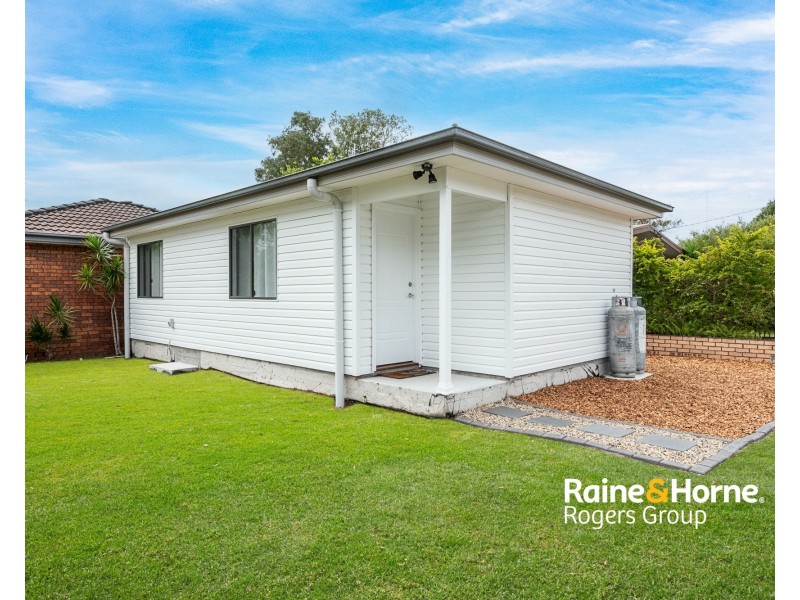 17A Tenth Ave, Budgewoi NSW 2262