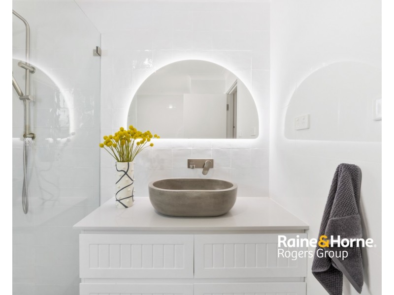 130 Elizabeth Bay Drive, Lake Munmorah NSW 2259