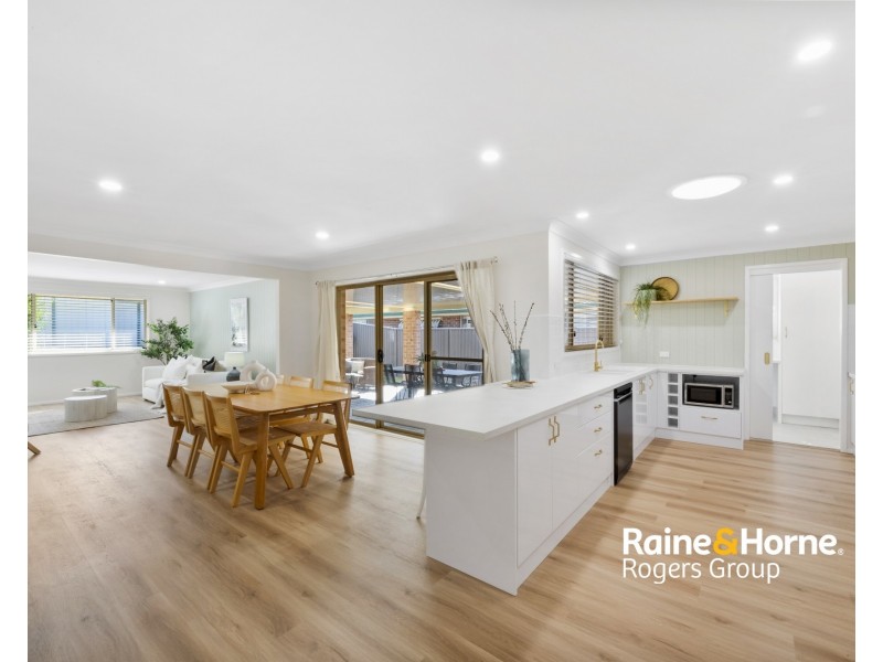 130 Elizabeth Bay Drive, Lake Munmorah NSW 2259