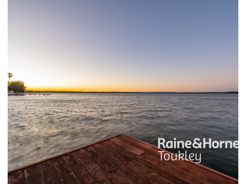 124 Main Road, Toukley NSW 2263