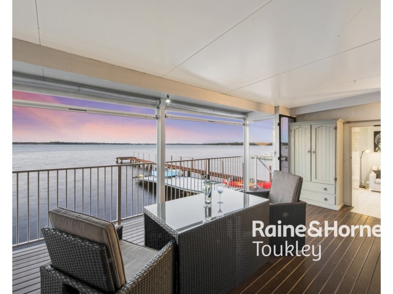 124 Main Road, Toukley NSW 2263