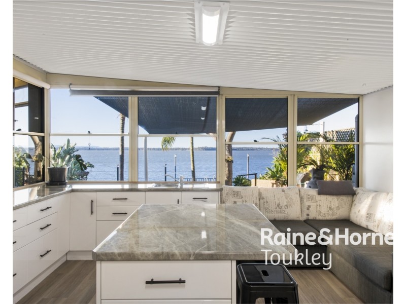 124 Main Road, Toukley NSW 2263