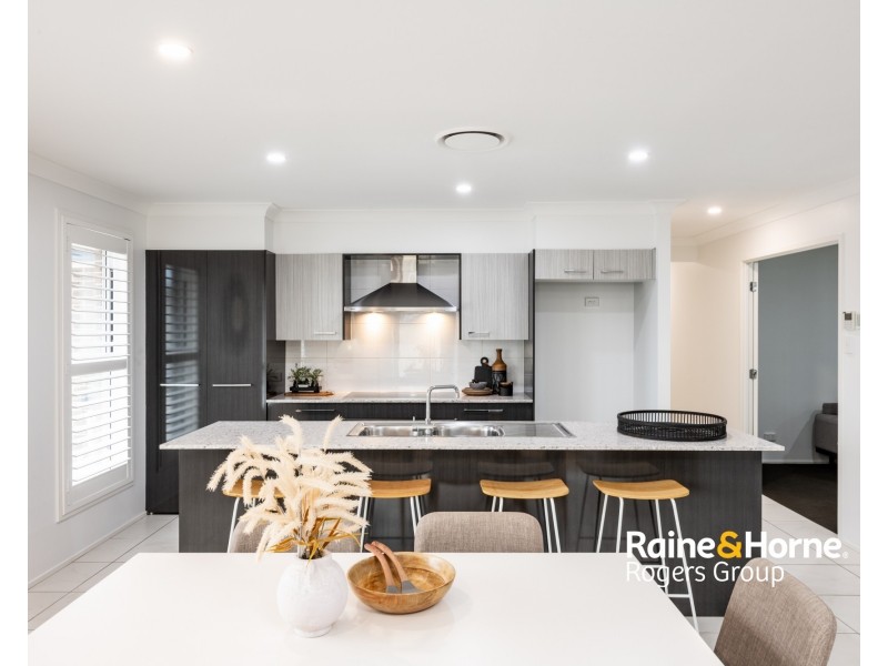 11 Mornington Circuit, Gwandalan NSW 2259