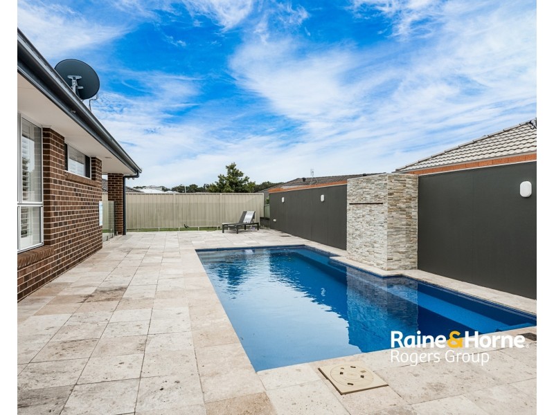 11 Mornington Circuit, Gwandalan NSW 2259