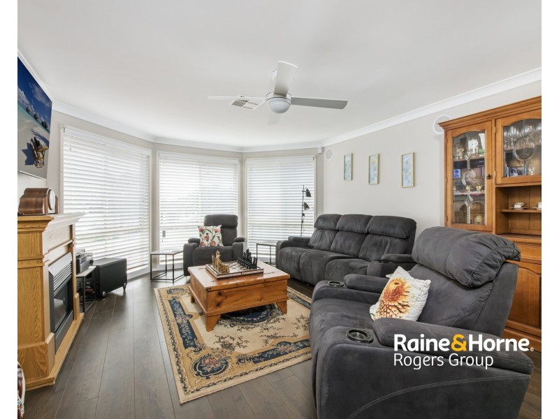 6 Lemon Gum Circuit, Blue Haven NSW 2262
