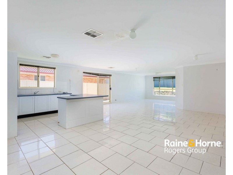 11 Farrier Crescent, Hamlyn Terrace NSW 2259