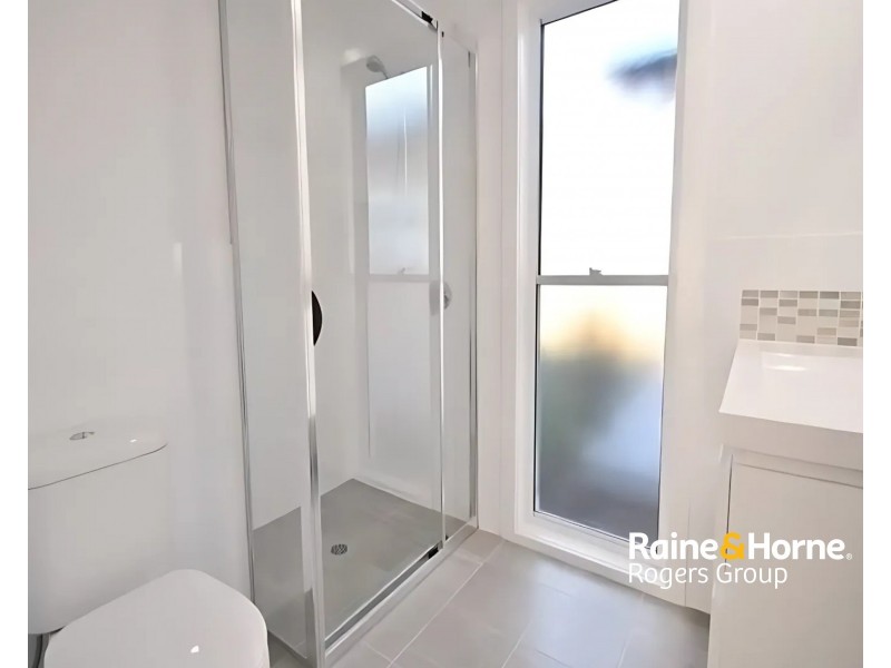 33a Goobarabah Ave, Lake Haven NSW 2263