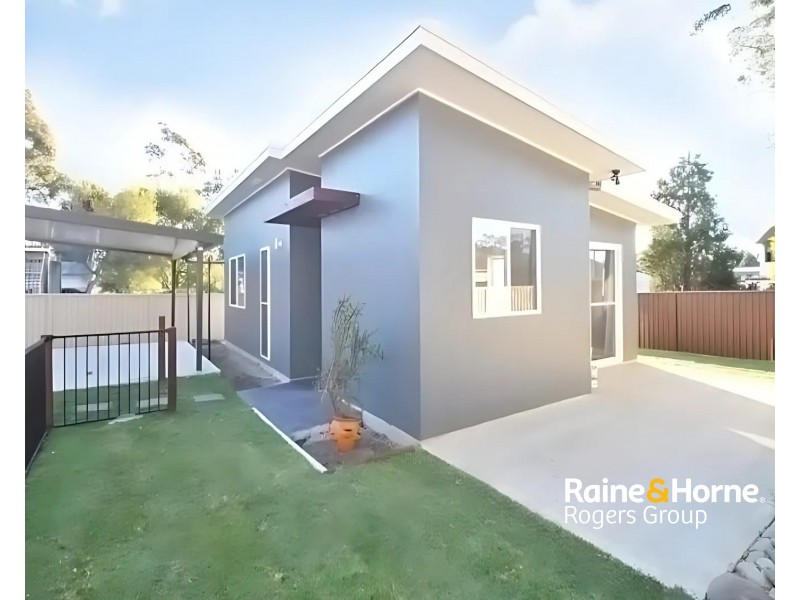 33a Goobarabah Ave, Lake Haven NSW 2263