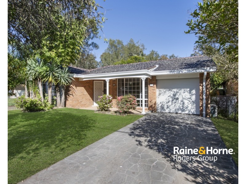 10 Ginganup Road, Summerland Point NSW 2259