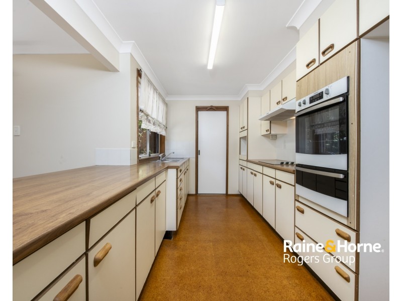 10 Ginganup Road, Summerland Point NSW 2259