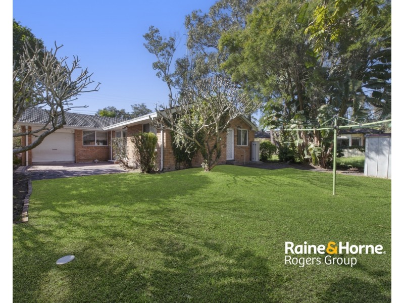 10 Ginganup Road, Summerland Point NSW 2259