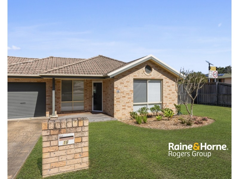 16 Karingal Place, Blue Haven NSW 2262