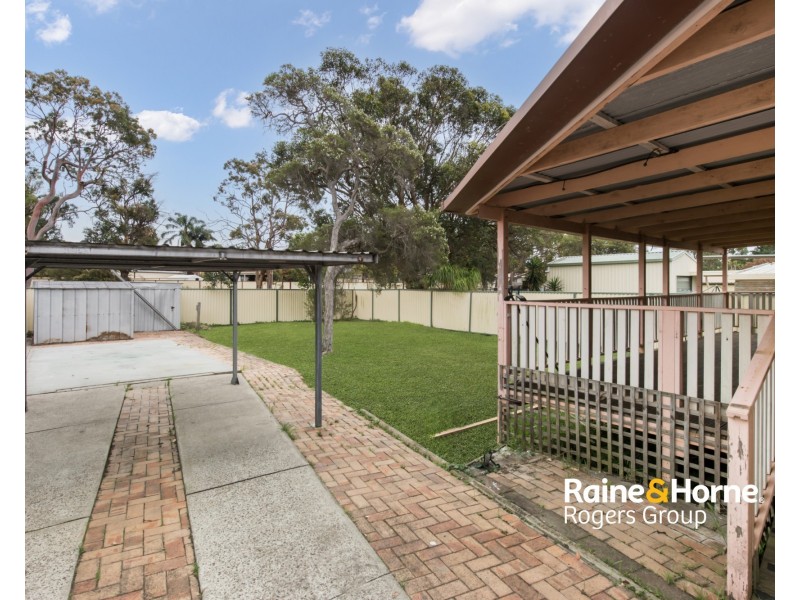 76 Westbrook Parade, Gorokan NSW 2263