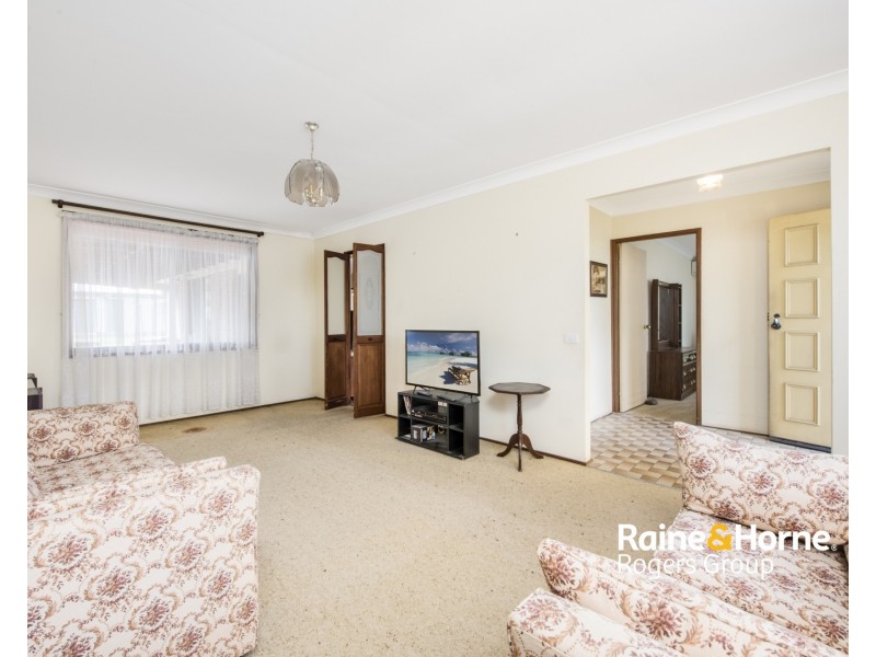 3 Victoria Avenue, Toukley NSW 2263