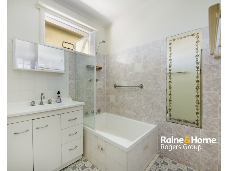1 Nacooma Road, Buff Point NSW 2262