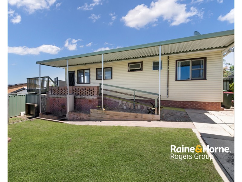 1 Nacooma Road, Buff Point NSW 2262