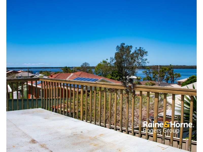 1 Nacooma Road, Buff Point NSW 2262