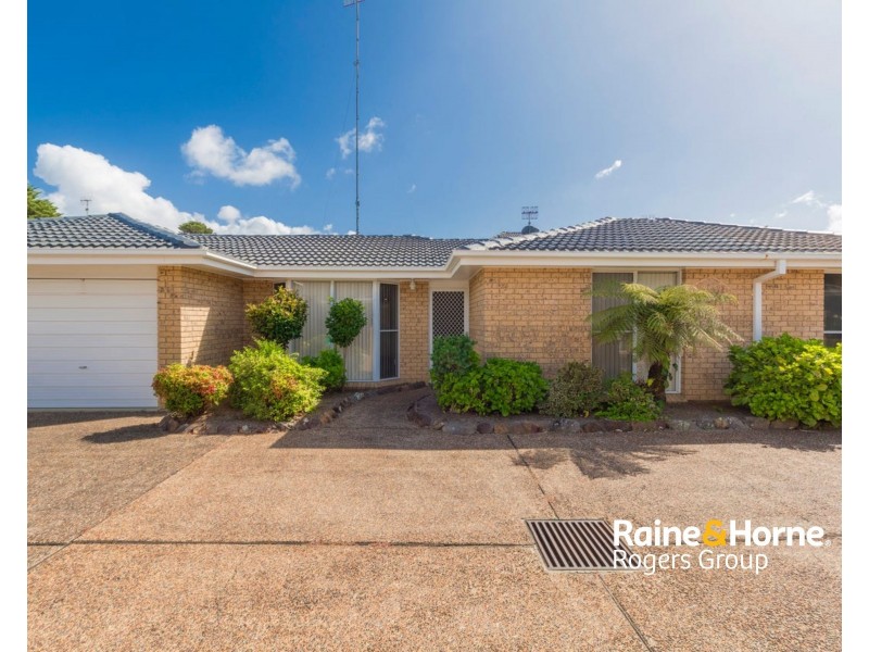 2/6-8 Lake Street, Budgewoi NSW 2262