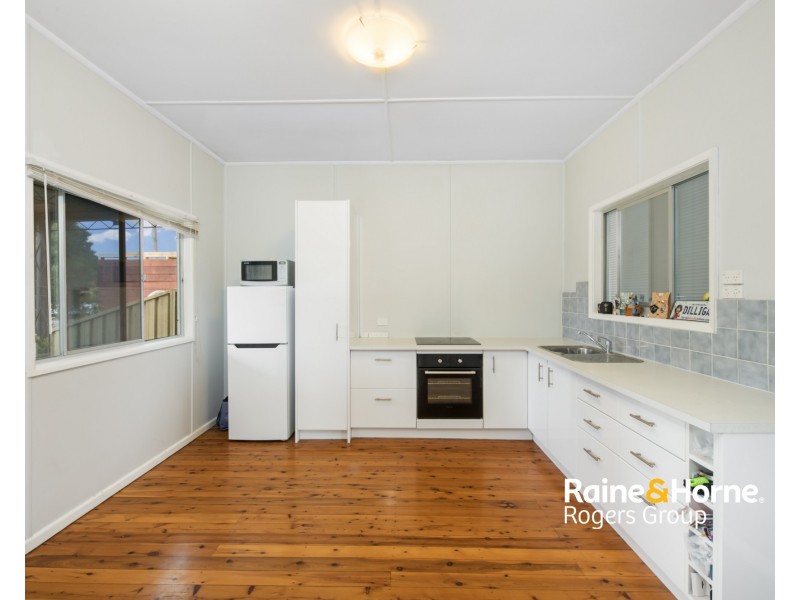 17 Glenavon Street, Toukley NSW 2263
