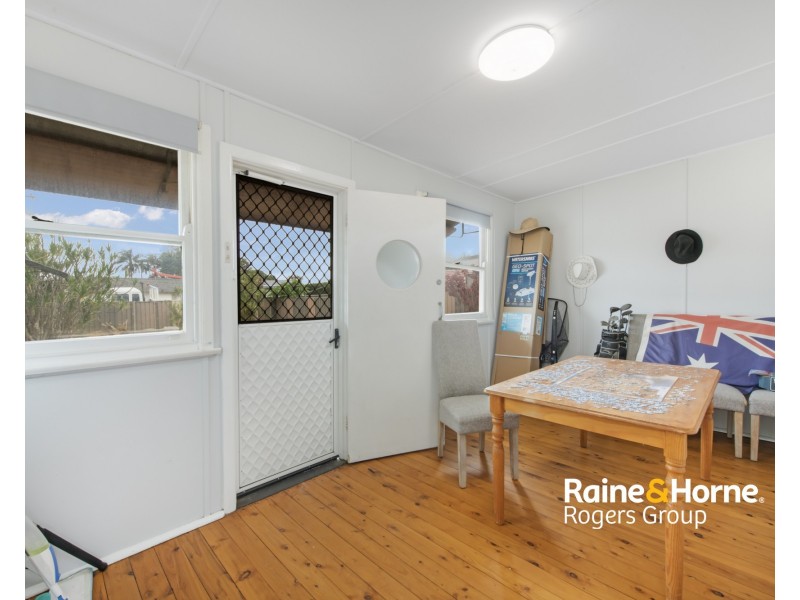 17 Glenavon Street, Toukley NSW 2263