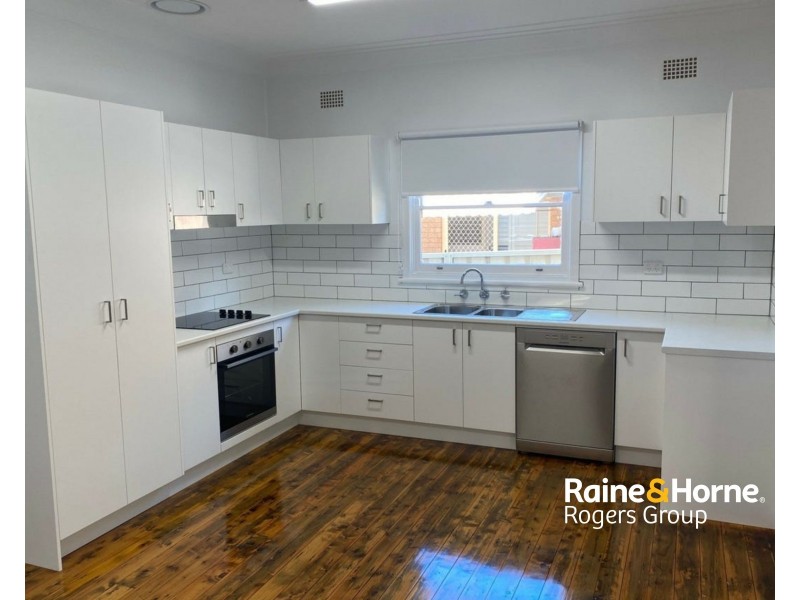 14 James Road, Toukley NSW 2263