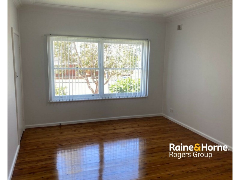 14 James Road, Toukley NSW 2263