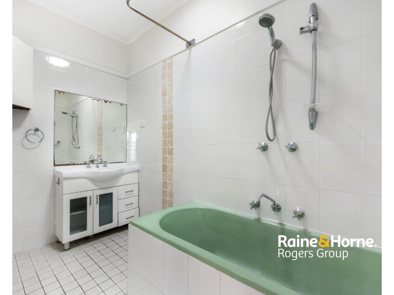 19 Wall Road, Gorokan NSW 2263