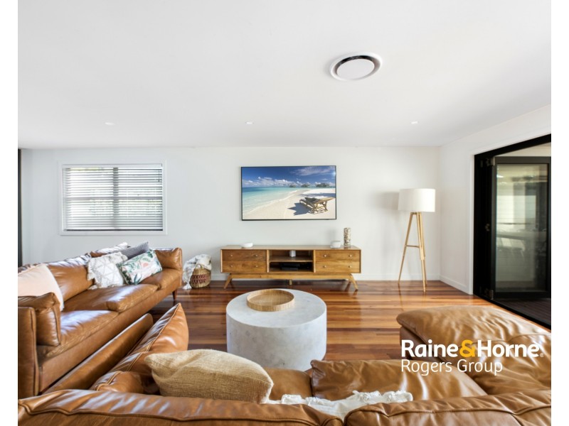 26 Sunrise Avenue, Budgewoi NSW 2262