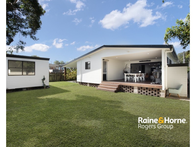 26 Sunrise Avenue, Budgewoi NSW 2262