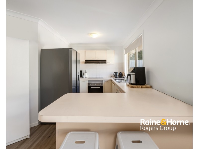 18 Kowandi Close, Buff Point NSW 2262