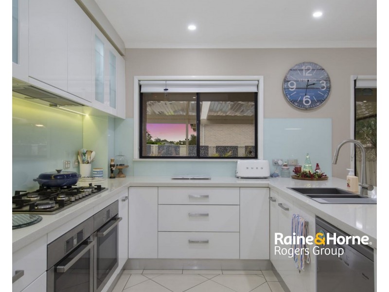 10 Lily Lane, Woongarrah NSW 2259