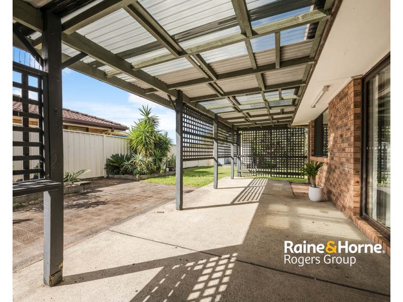 15 Gorokan Drive, Lake Haven NSW 2263