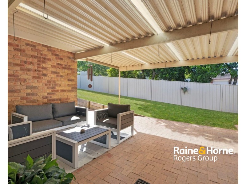 24 St Lawrence Avenue, Blue Haven NSW 2262